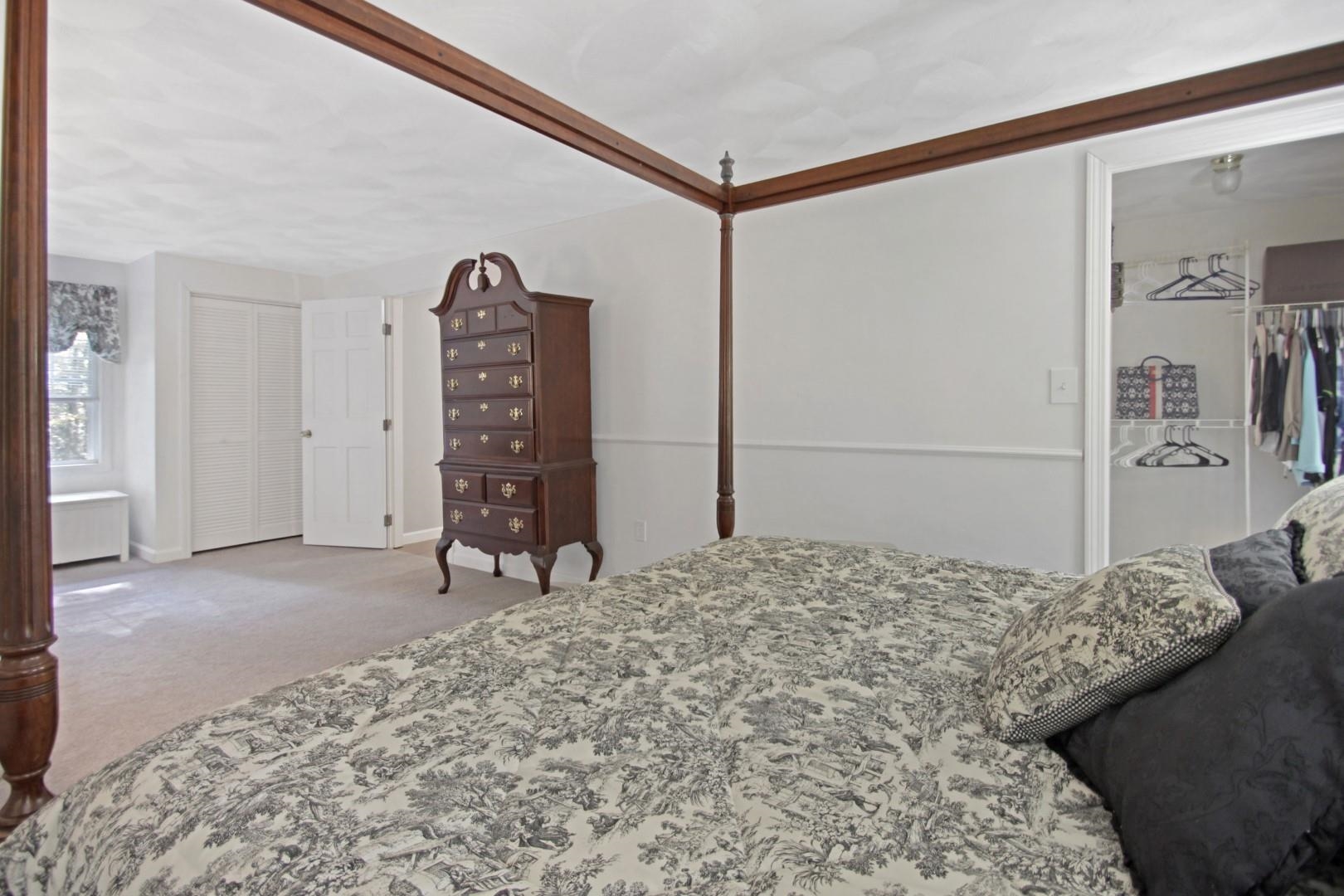 54 Horseshoe Road Windham, NH 03087 - Photo 21 of 35