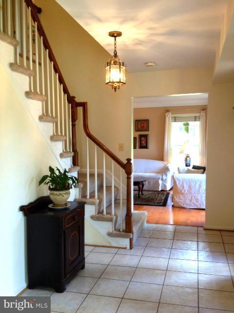 10507 Pot Spring Road Cockeysville, MD 21030 - Photo 2 of 26 LARGE OPEN FOYER