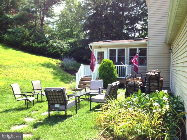 10507 Pot Spring Road Cockeysville, MD 21030 - Photo 23 of 26 SUNNY & BRIGHT SUNROOM ADDITION !