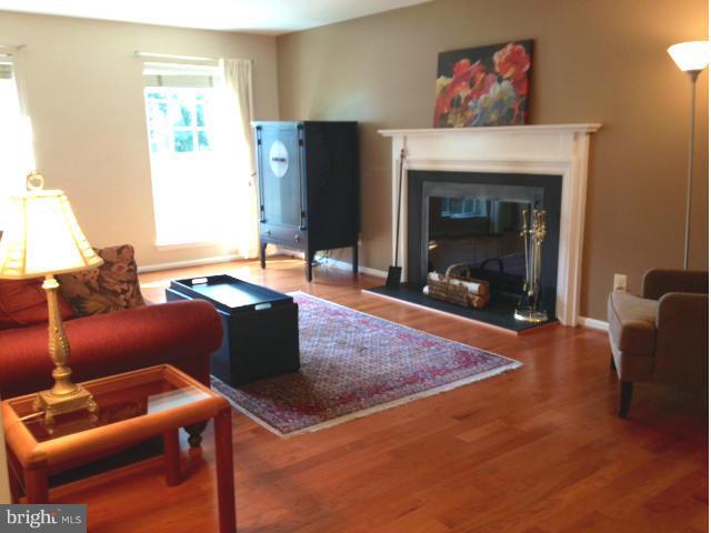 10507 Pot Spring Road Cockeysville, MD 21030 - Photo 8 of 26 LARGE FAMILY ROOM w/BEAUTIFUL HARDWOODS