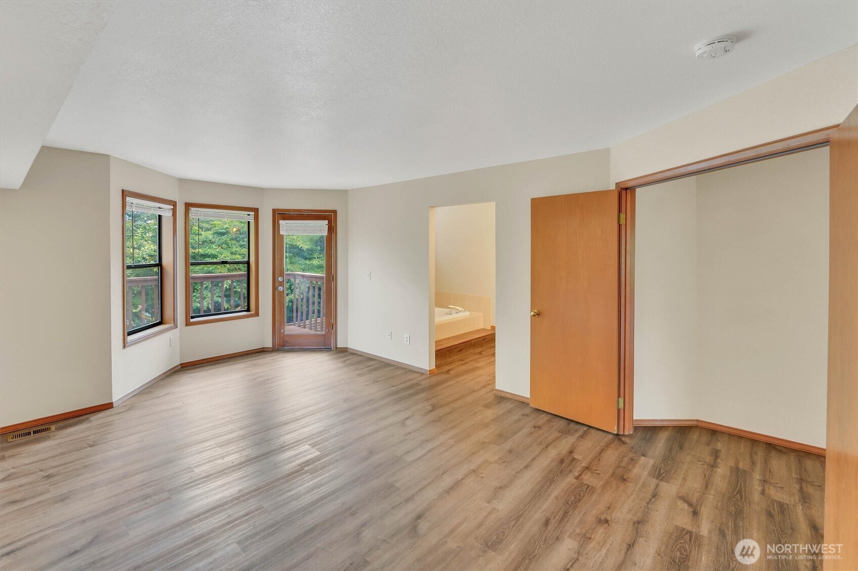 205 Spring Place Enumclaw, WA 98022 - Photo 17 of 38 Gallery Image 17