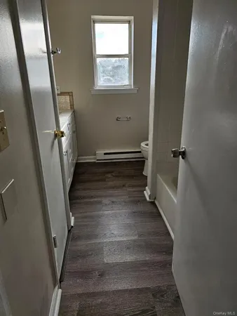 $2,300 | 109 Caesars Lane, Unit EAST, New Windsor, NY 12553