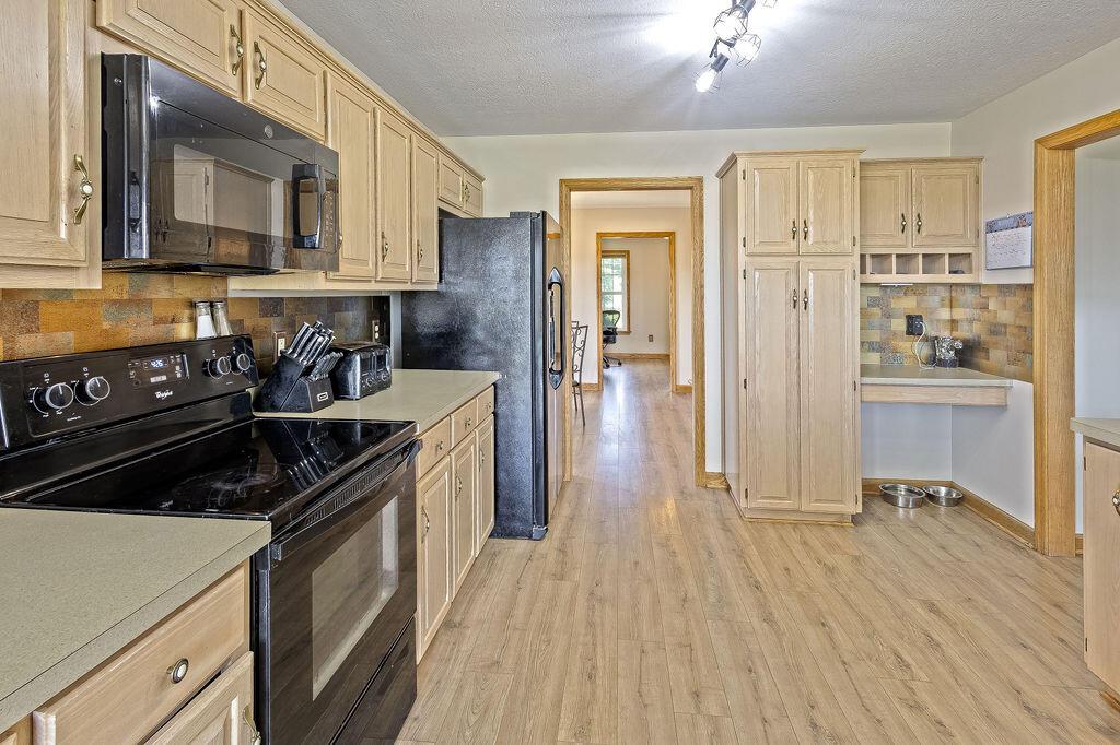 1050 Eckard Road Centerburg, OH 43011 - Photo 8 of 49