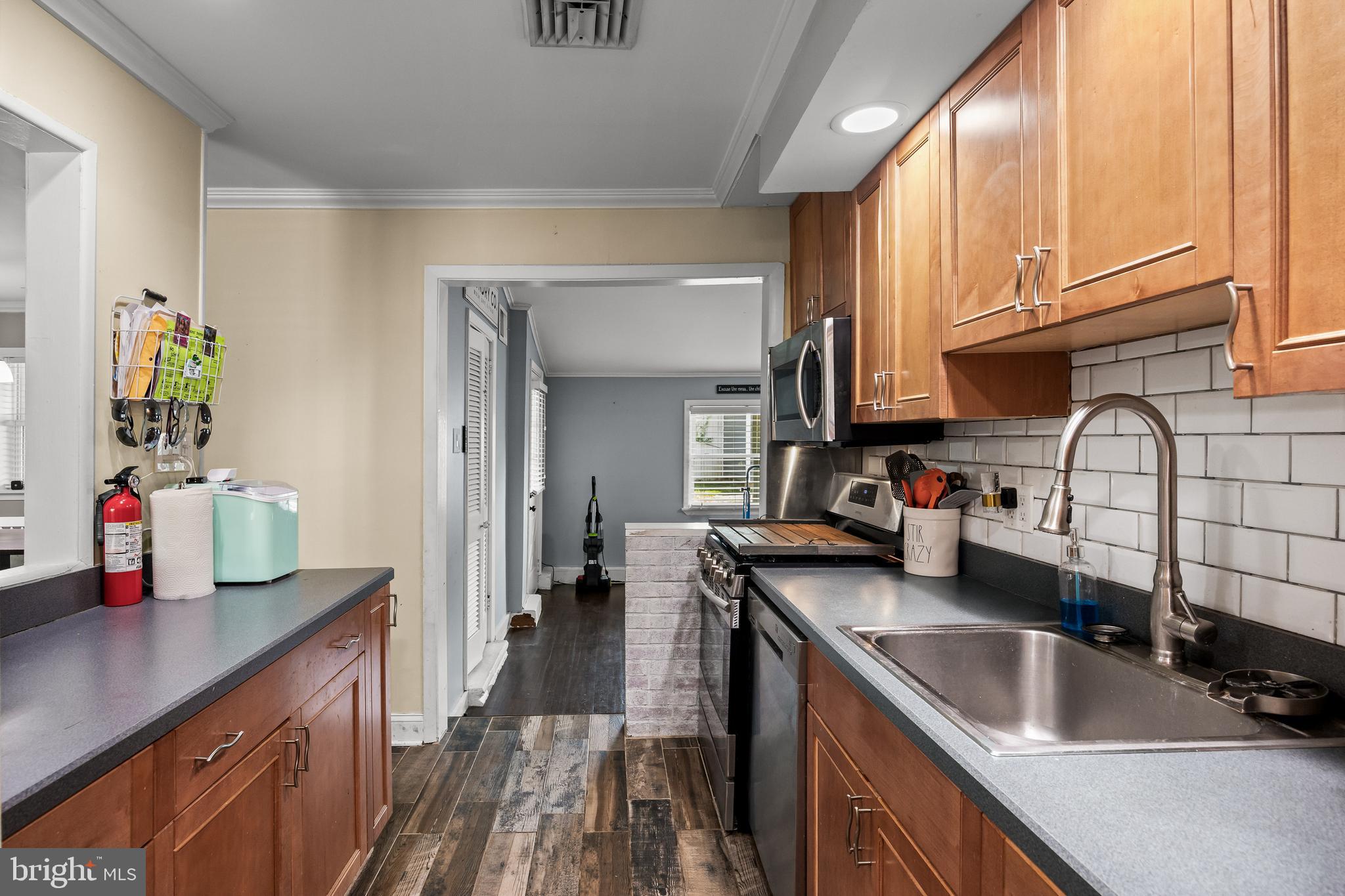 7 Rose Avenue Maple Shade, NJ 08052 - Photo 13 of 27