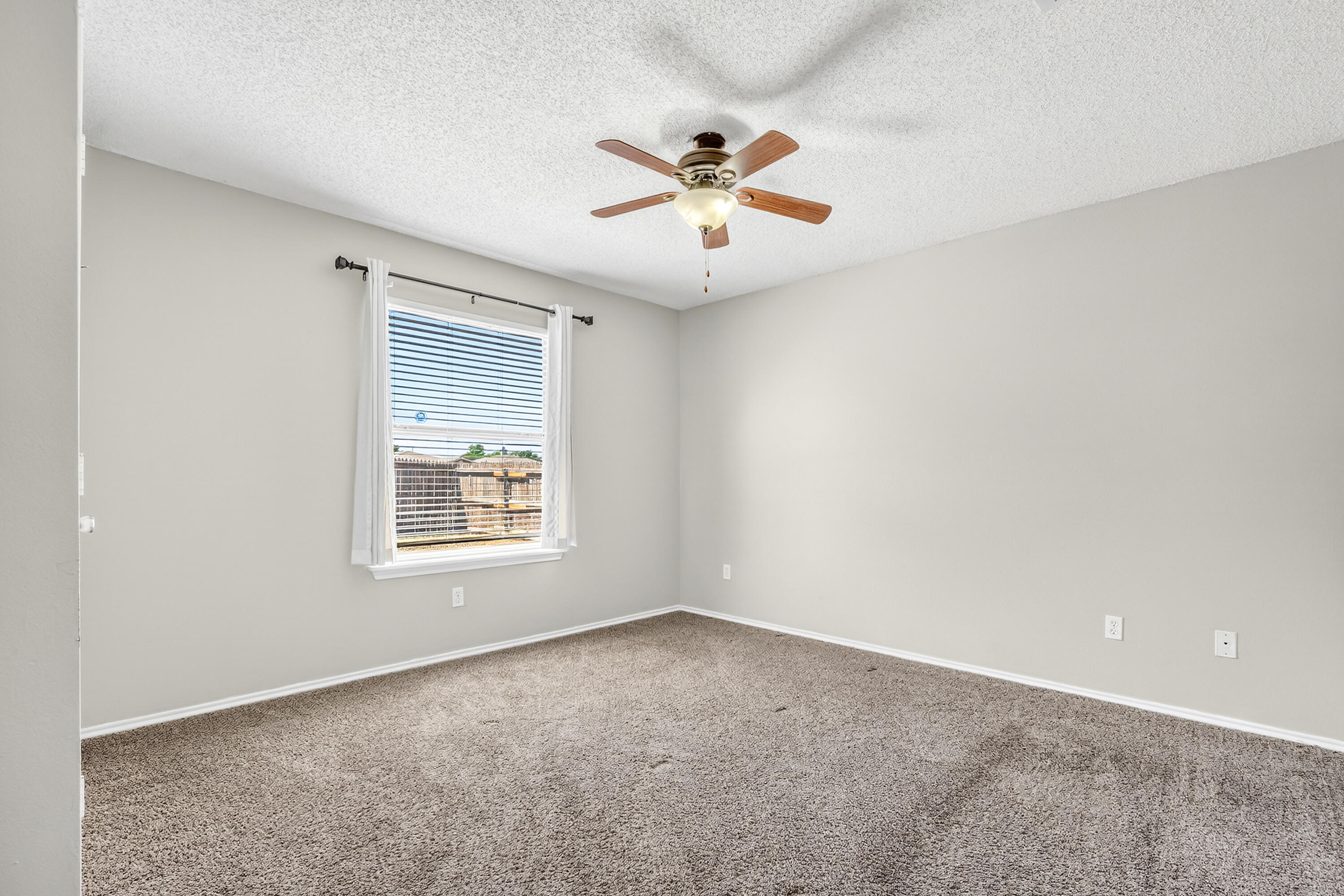 6205 15th Street Lubbock, TX 79416 - Photo 16 of 24 DSC06921