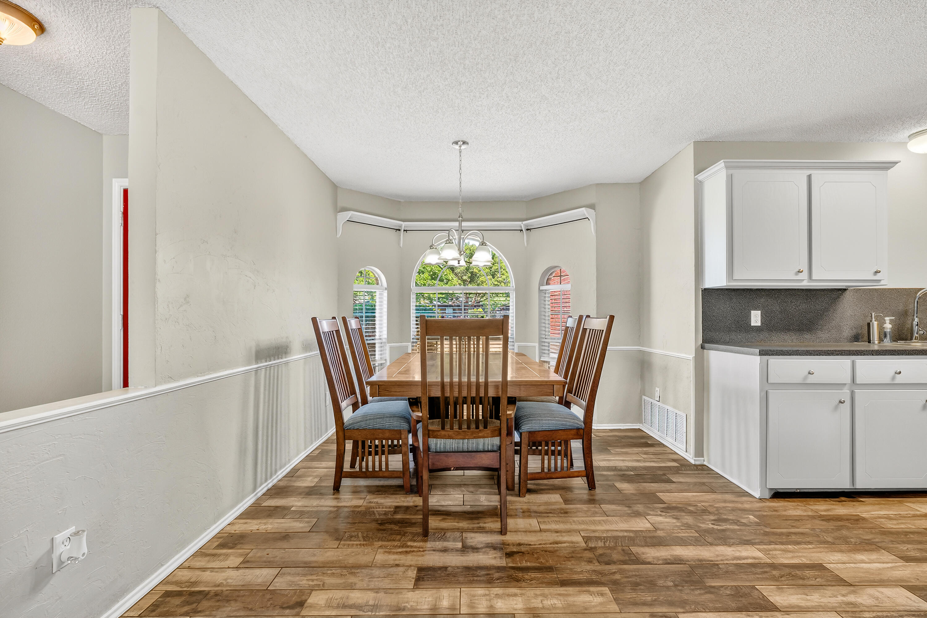 6205 15th Street Lubbock, TX 79416 - Photo 8 of 24 DSC06894