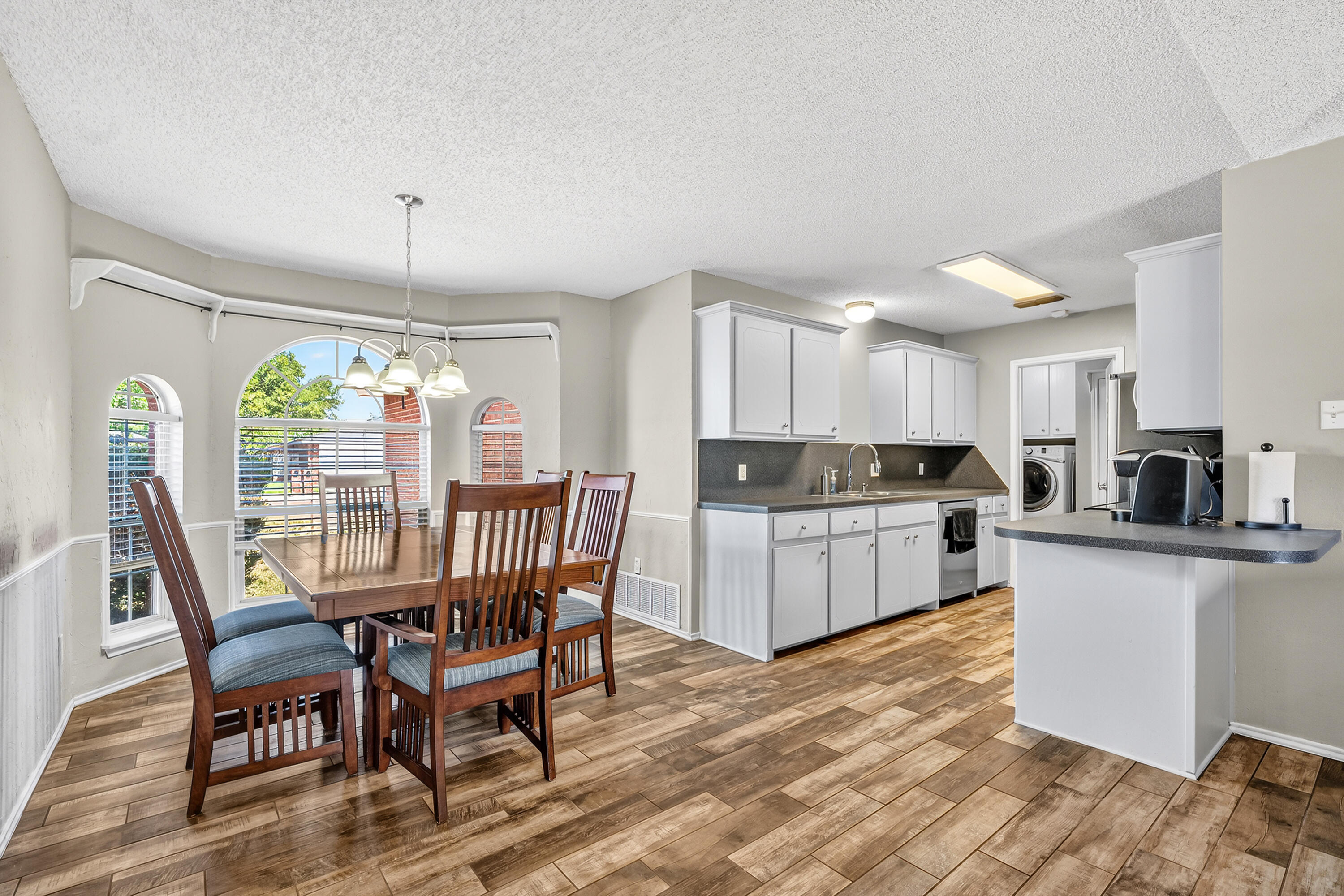 6205 15th Street Lubbock, TX 79416 - Photo 9 of 24 DSC06897