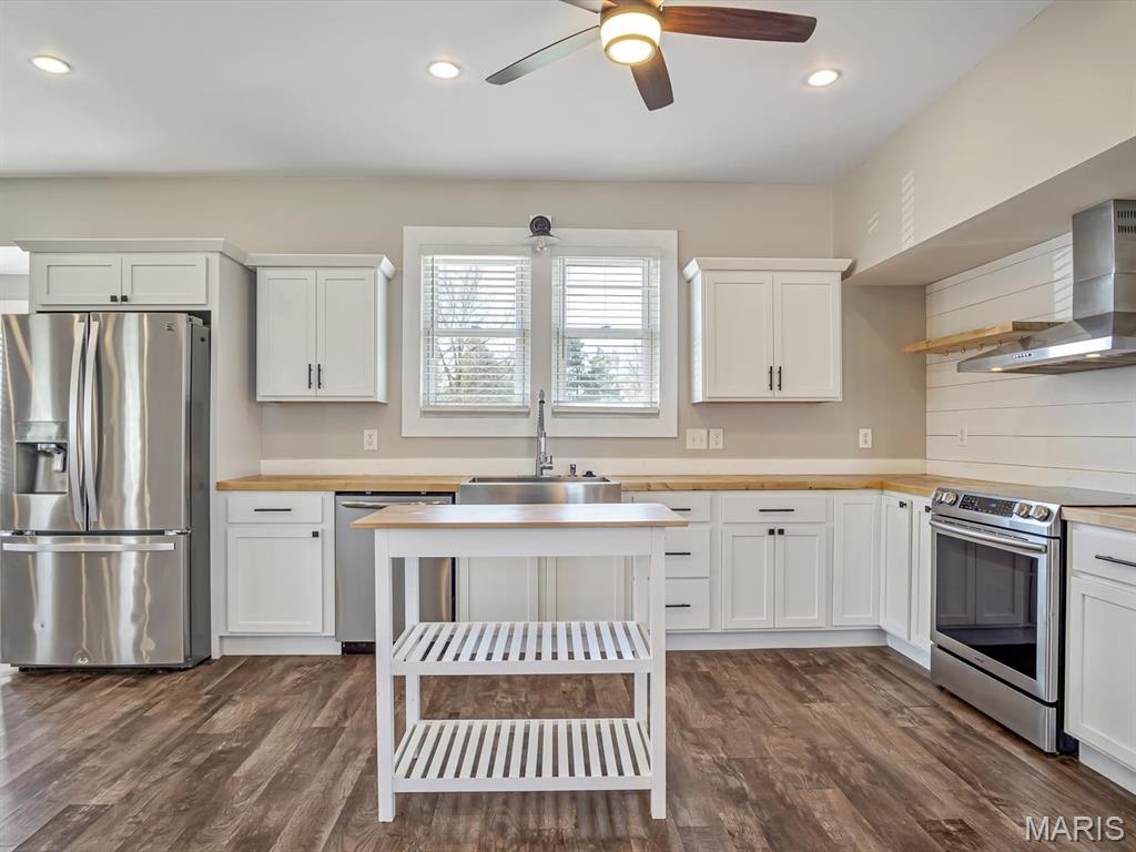 4427 Chester Road Chester, IL 62233 - Photo 9 of 24