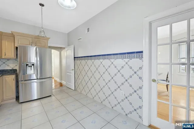 $725,000 | 53 Oakwood Avenue, Kearny, NJ 07032