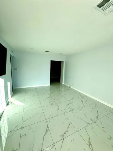 $3,850 | 14712 Newland Street, Midway City, CA 92655