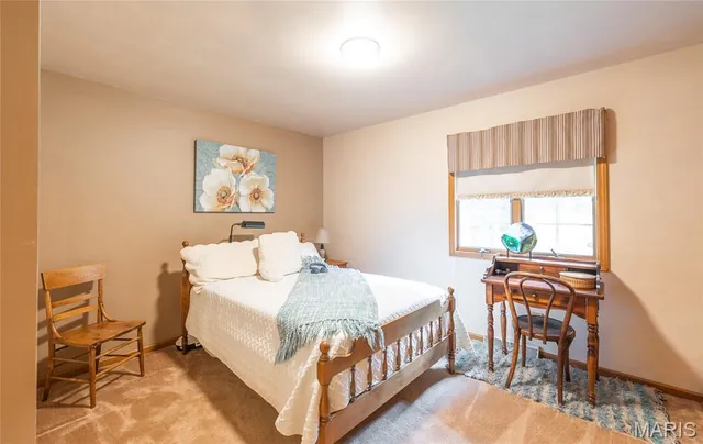 $300,000 | 4064 Highway 19, Cuba, MO 65453