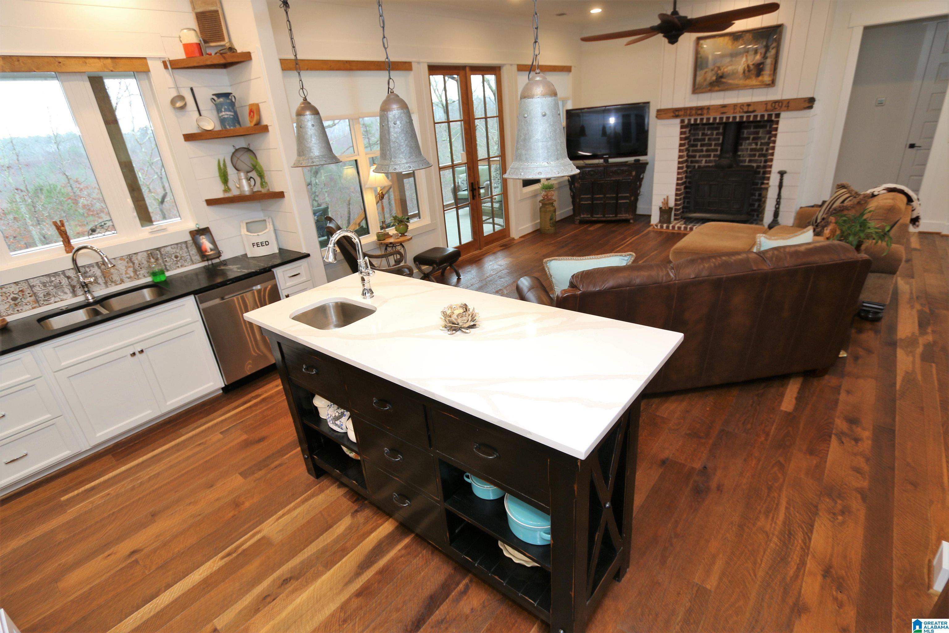 2080 Friendship Mtn Road Ashville, AL 35953 - Photo 8 of 32