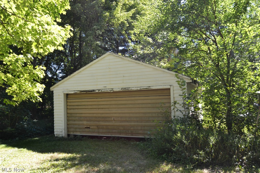 2054 Copley Road Akron, OH 44320 - Photo 3 of 19