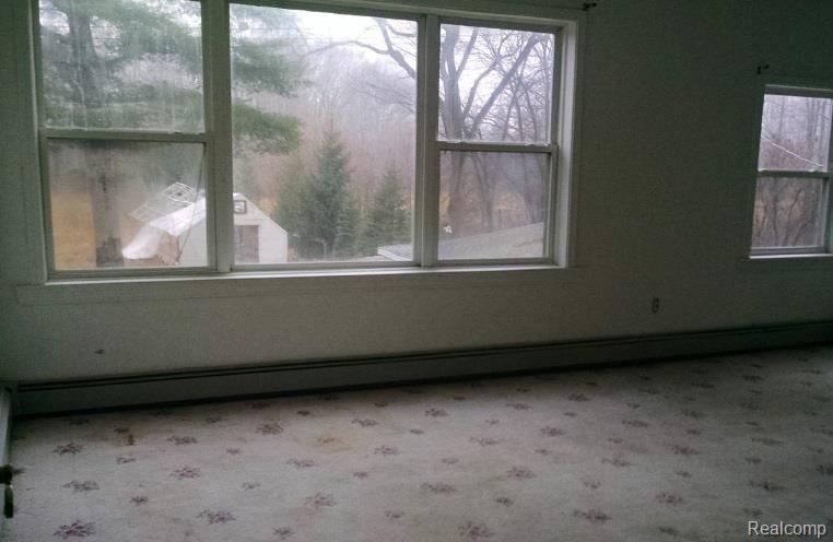 19972 Clark Road Belleville, MI 48111 - Photo 11 of 15