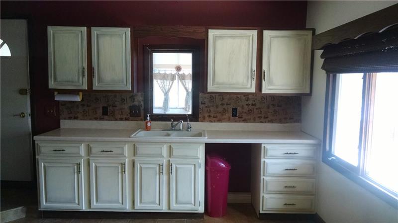 2535 Kelly Road Hermitage, PA 16148 - Photo 9 of 18 Gallery Image 9