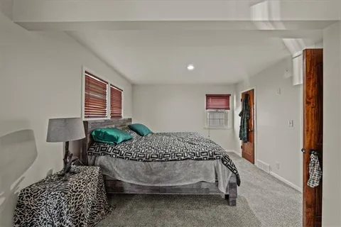 $215,000 | 200 Park Avenue, Belton, MO 64012