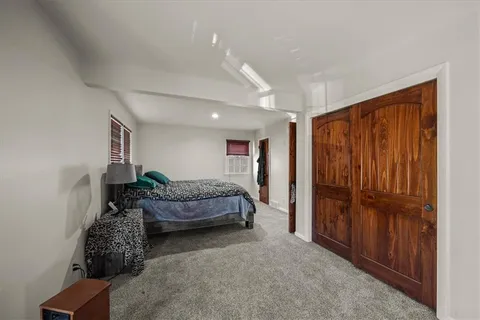 $215,000 | 200 Park Avenue, Belton, MO 64012