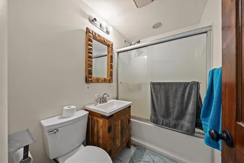 $215,000 | 200 Park Avenue, Belton, MO 64012