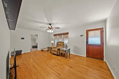 $215,000 | 200 Park Avenue, Belton, MO 64012