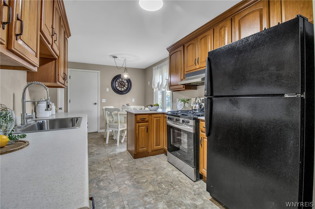 39 Greentree Road Tonawanda Town, NY 14150 - Photo 13 of 33