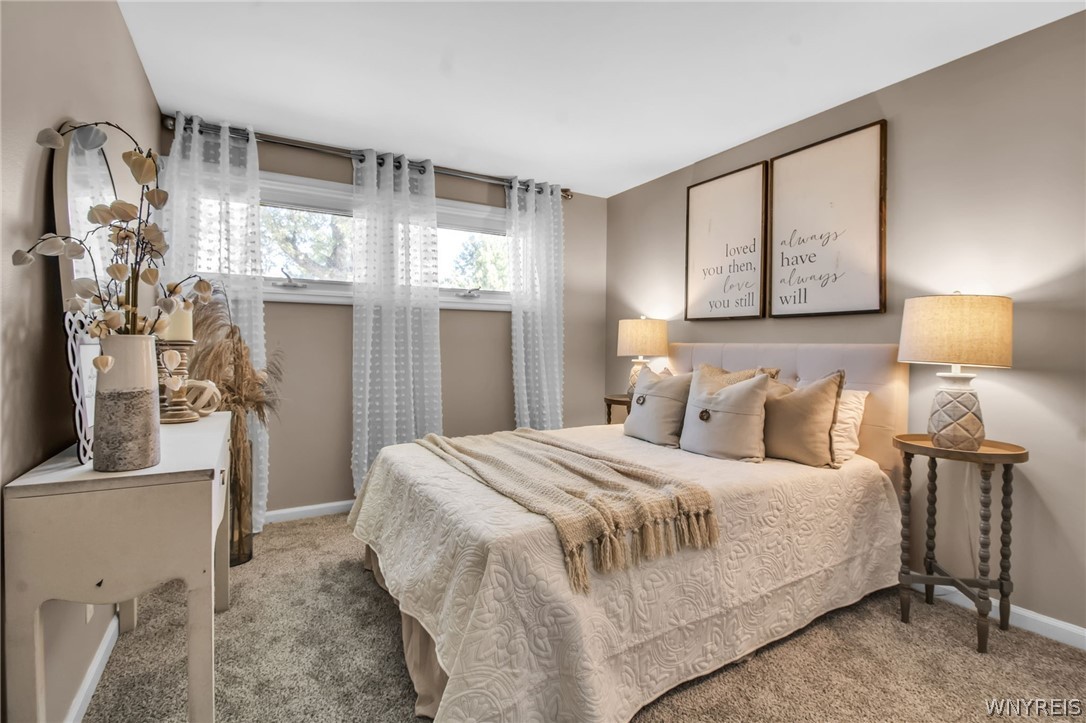 39 Greentree Road Tonawanda Town, NY 14150 - Photo 22 of 33 Bedroom 3