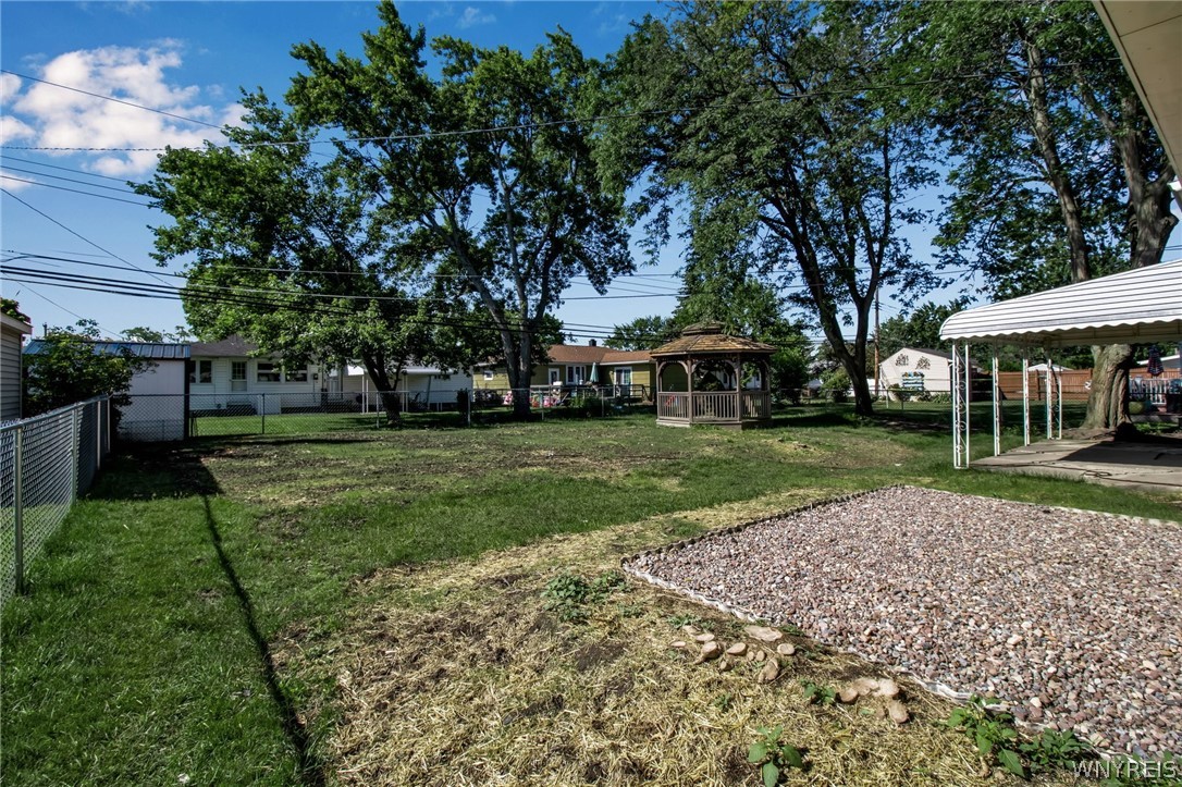 39 Greentree Road Tonawanda Town, NY 14150 - Photo 32 of 33