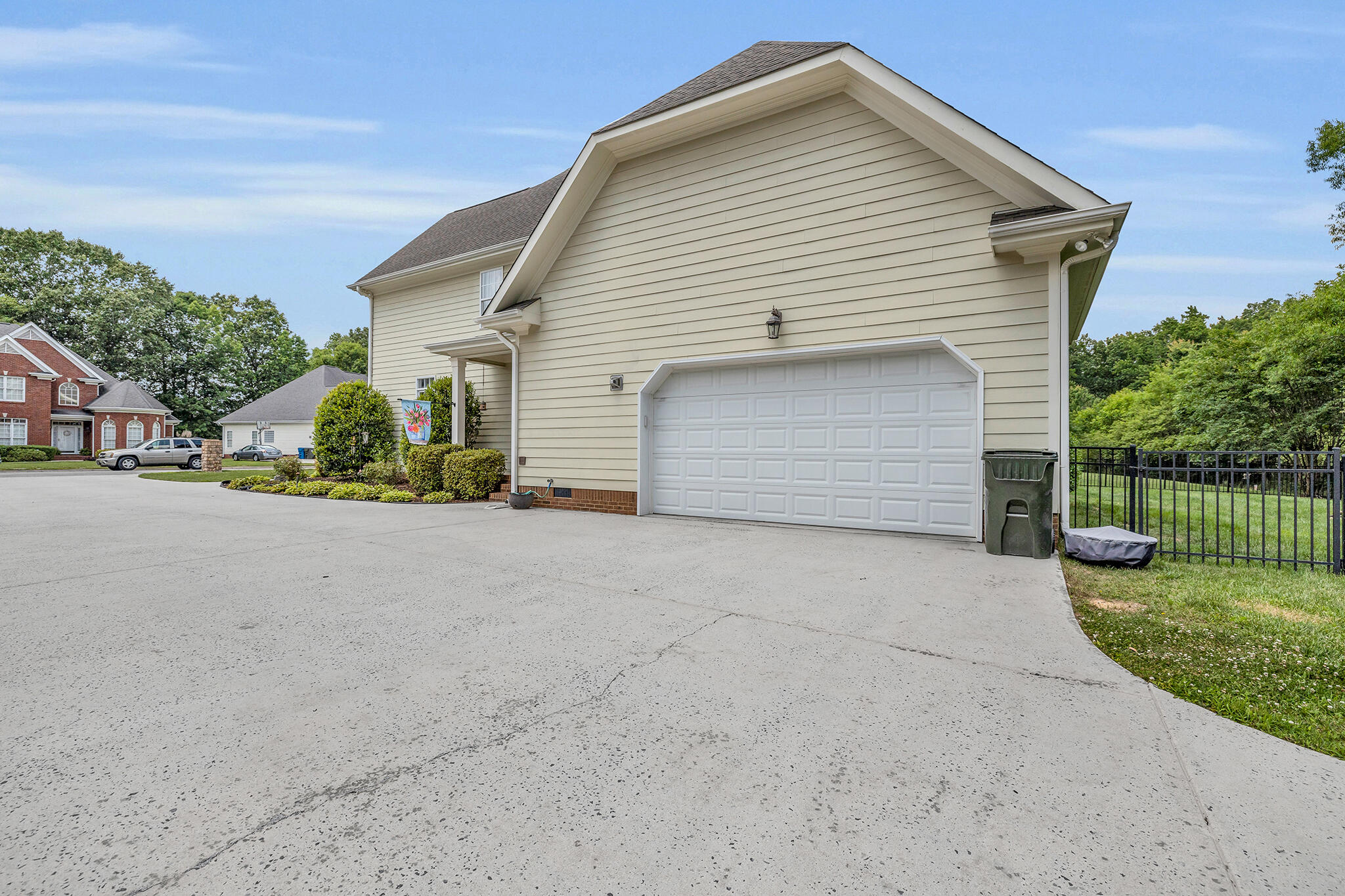 1829 Chadwick Court Hixson, TN 37343 - Photo 32 of 38 4A8A9951