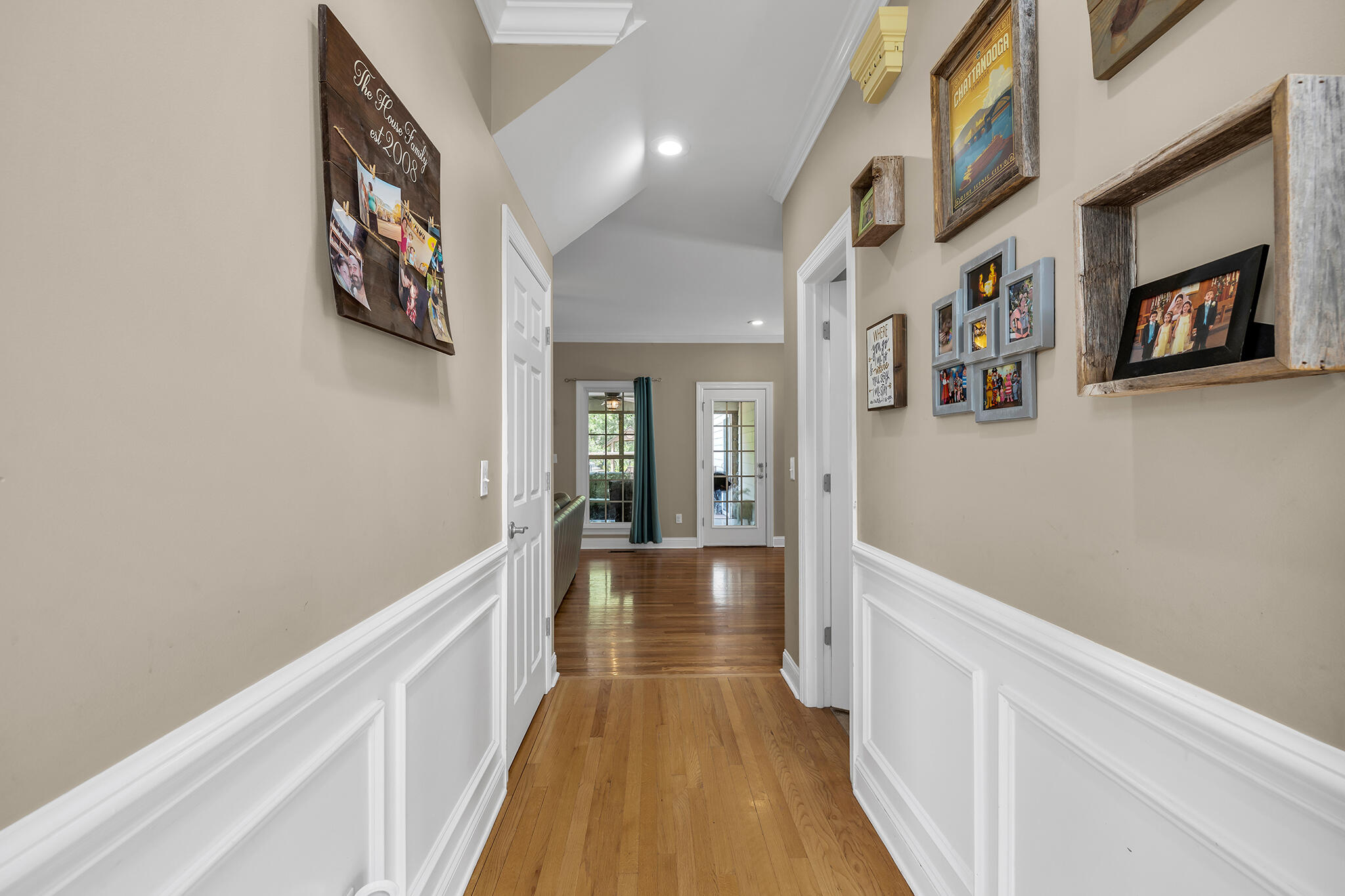 1829 Chadwick Court Hixson, TN 37343 - Photo 7 of 38 4A8A9987