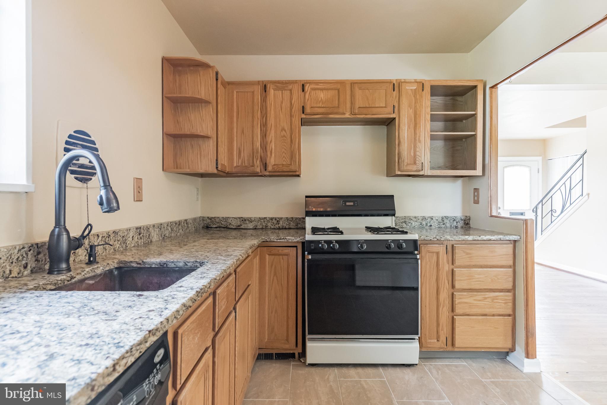 10010 Renfrew Road Silver Spring, MD 20901 - Photo 19 of 34