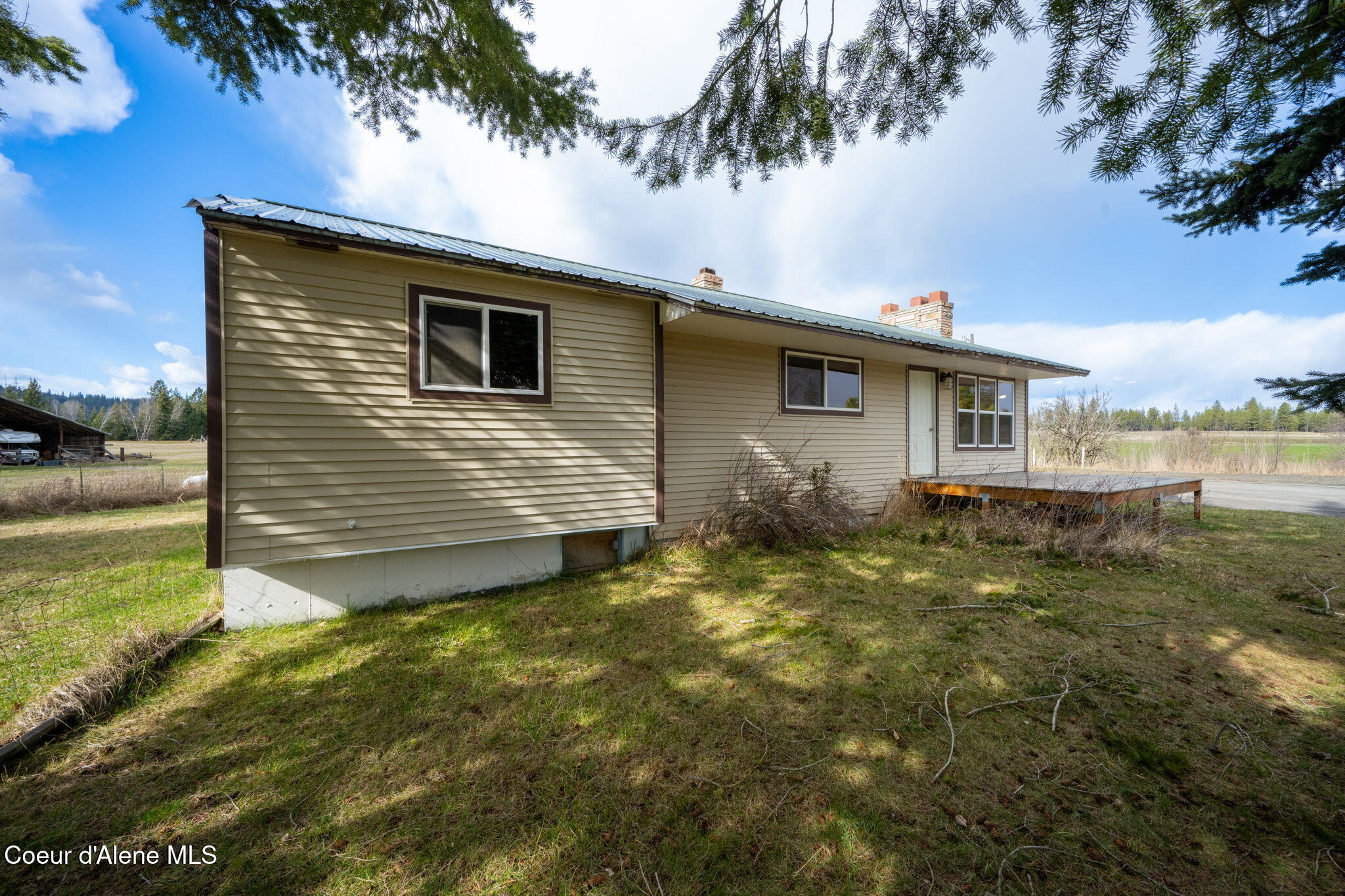 8827 West Carnie Road Coeur D'Alene, ID 83814 - Photo 13 of 53 19-web-or-mls-DSC_6820