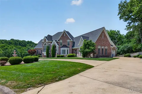 $1,499,000 | 5 Kehrs Mill Glen Court, Clarkson Valley, MO 63005
