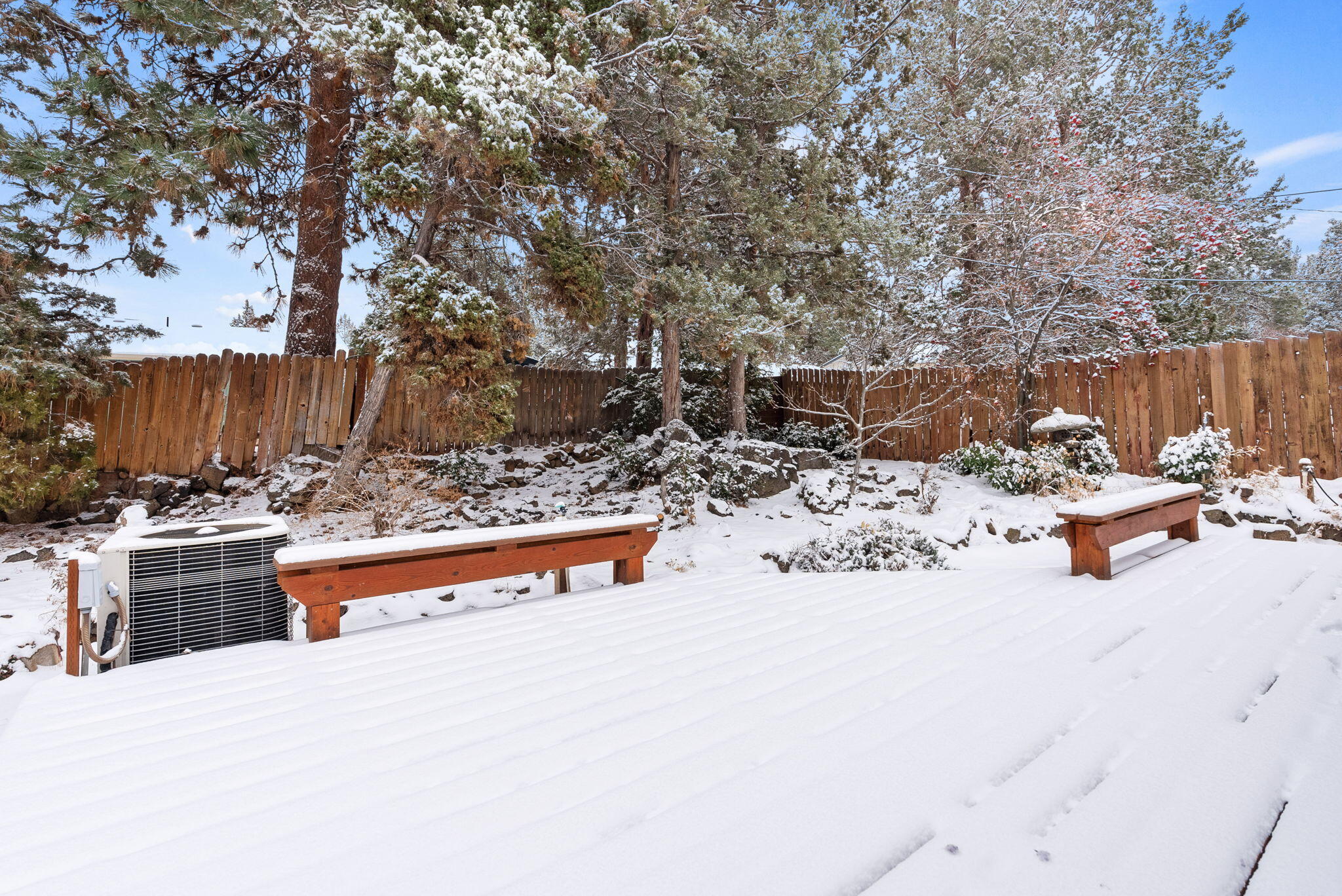 110 Southeast Craven Road Bend, OR 97702 - Photo 29 of 35 28-web-or-mls-Riley Visuals-28