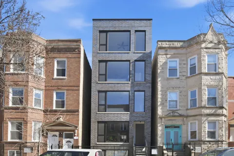 $674,999 | 1325 North Artesian Avenue, Unit 2, Chicago, IL 60622