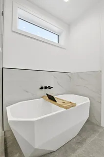 $674,999 | 1325 North Artesian Avenue, Unit 2, Chicago, IL 60622