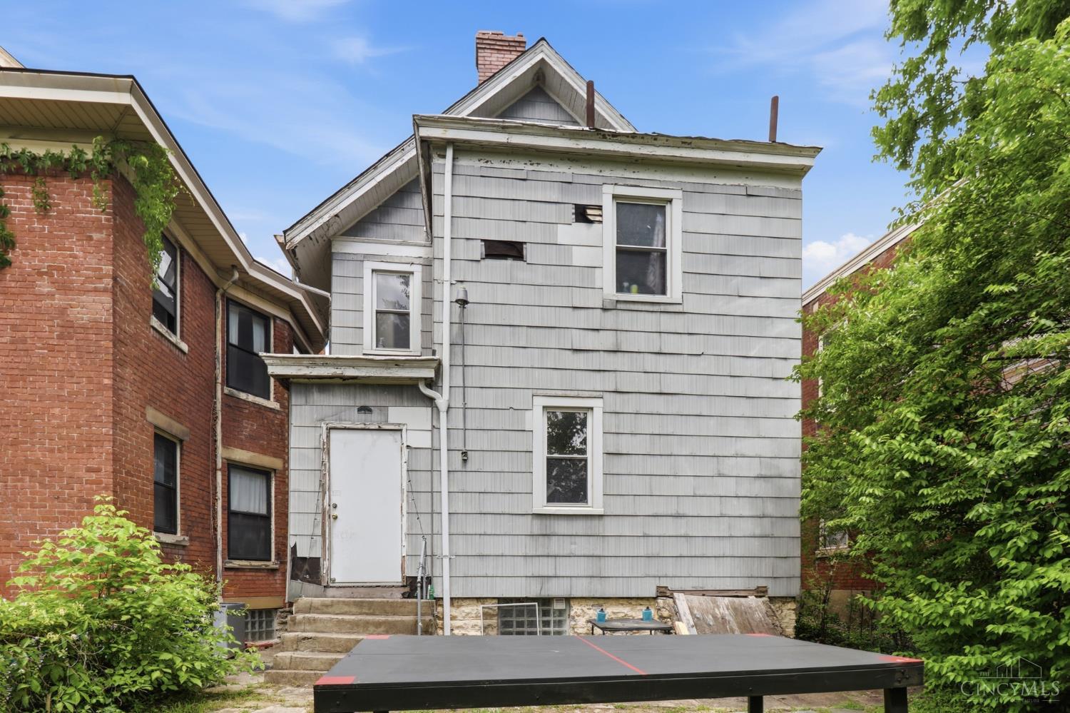 219 Atkinson Street Cincinnati, OH 45219 - Photo 49 of 57