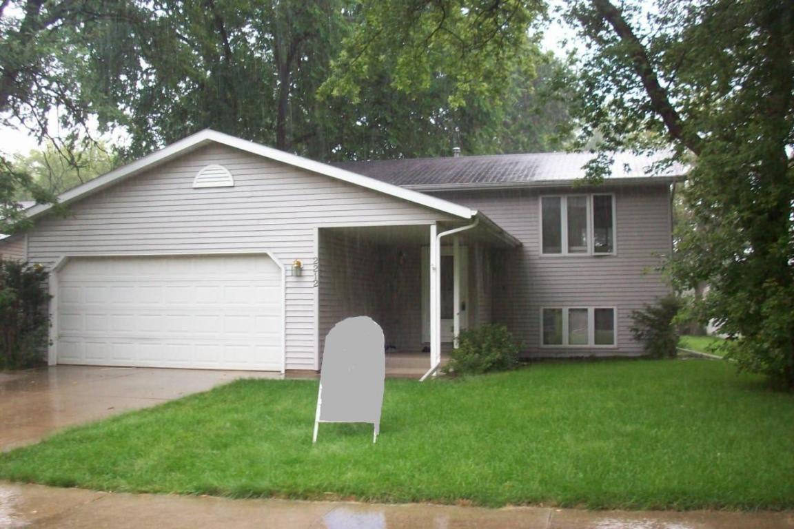 2212 2nd Avenue Southwest Rochester, MN 55902 - Photo 1 of 1