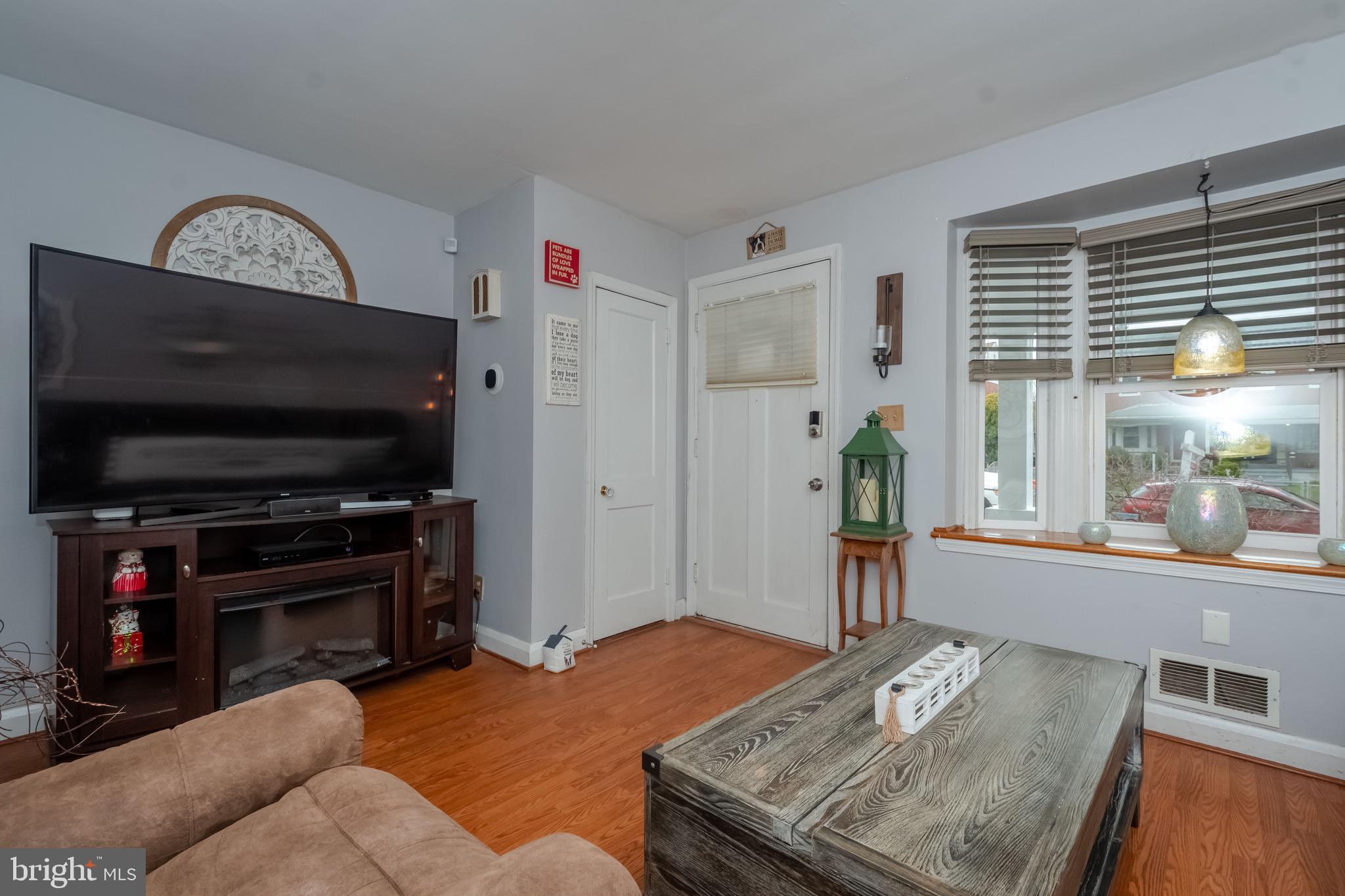 1009 Middlesex Road Essex, MD 21221 - Photo 8 of 37