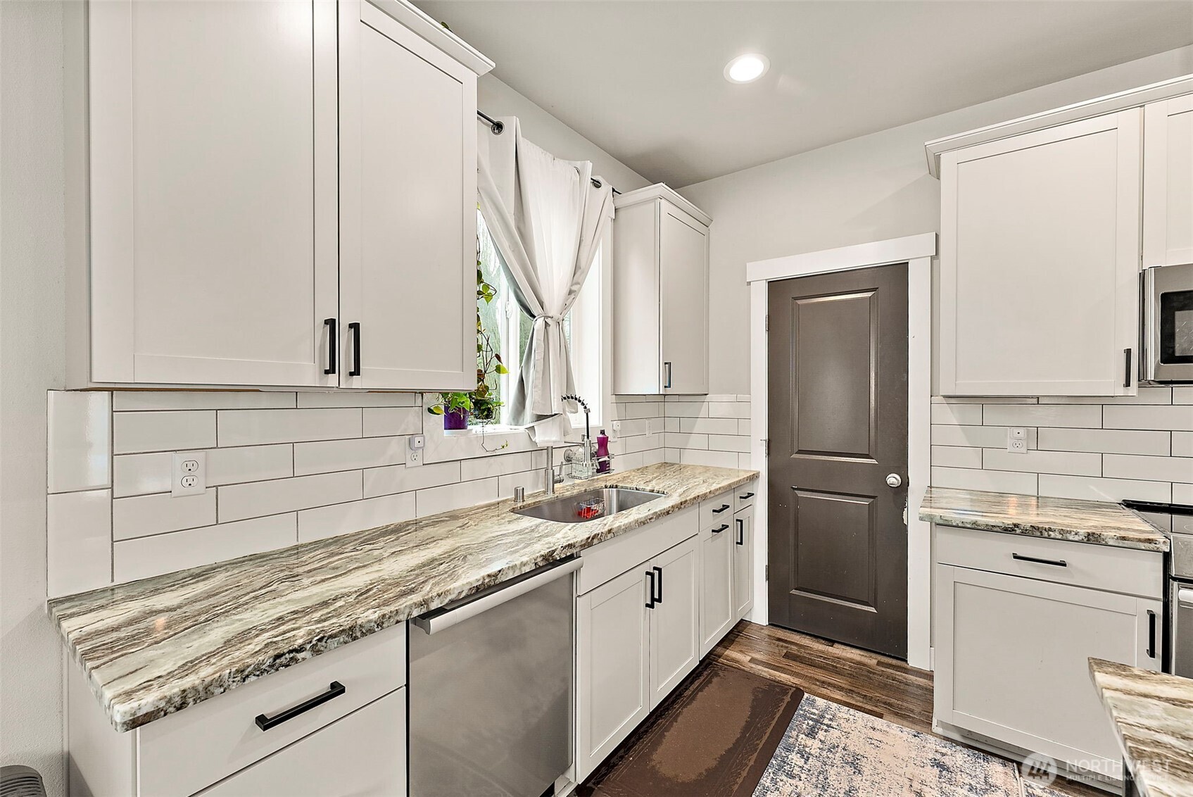 2806 Bowen Street Bremerton, WA 98310 - Photo 15 of 40