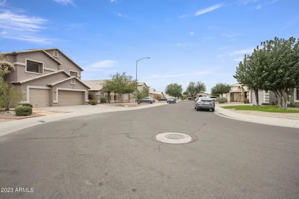 $3,200 | 7775 North 52nd Drive, Glendale, AZ 85301