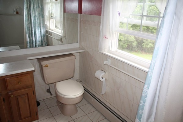 189 Newell Road Holden, MA 01520 - Photo 12 of 30 Gallery Image 12