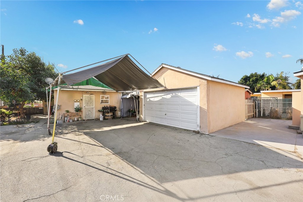 9734 Rio Hondo Parkway El Monte, CA 91733 - Photo 29 of 45 a view of a house with a street