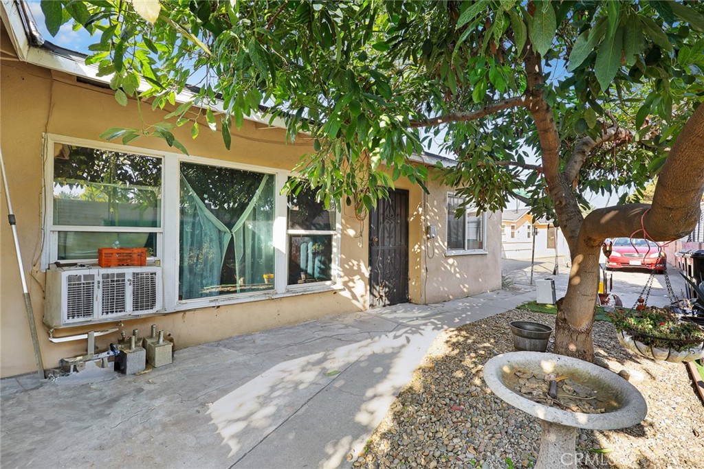 9734 Rio Hondo Parkway El Monte, CA 91733 - Photo 32 of 45 a house view with a sitting space