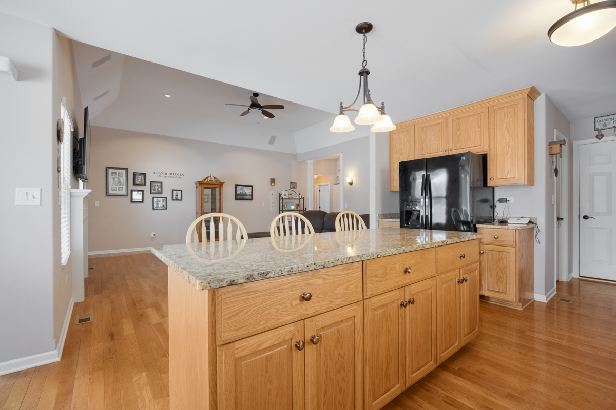 1310 Burry Street Joliet, IL 60435 - Photo 11 of 26