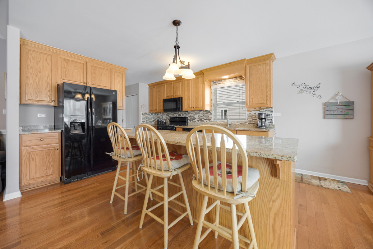 1310 Burry Street Joliet, IL 60435 - Photo 9 of 26