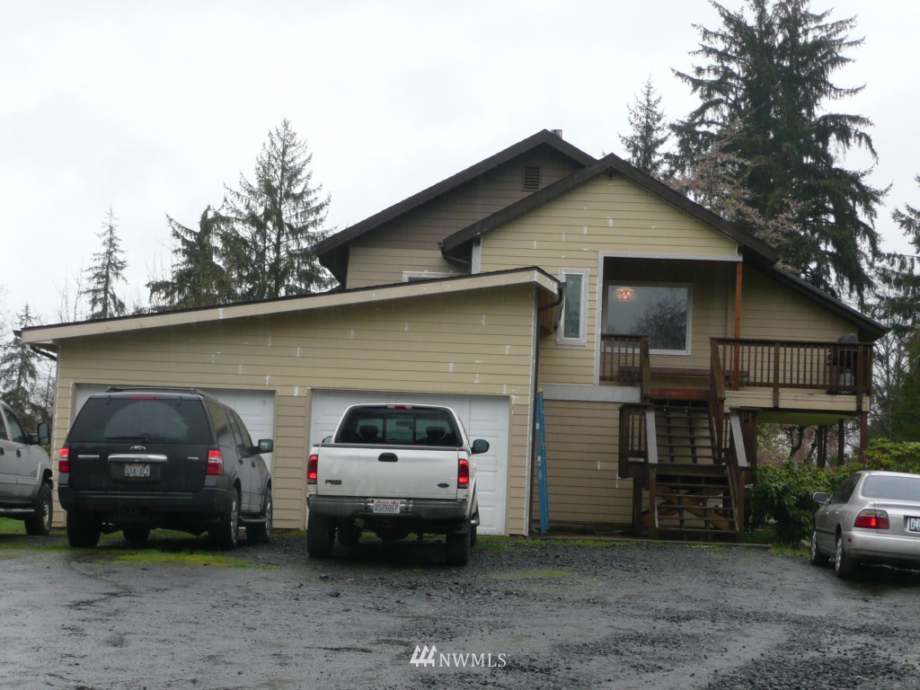 3507 Willapa Road Raymond, WA 98577 - Photo 1 of 8 Gallery Image 1