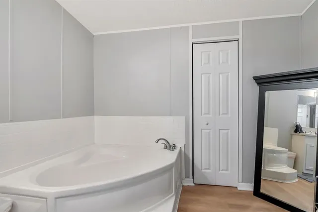 $300,000 | 10404 Hawk Court, Riverview, FL 33578