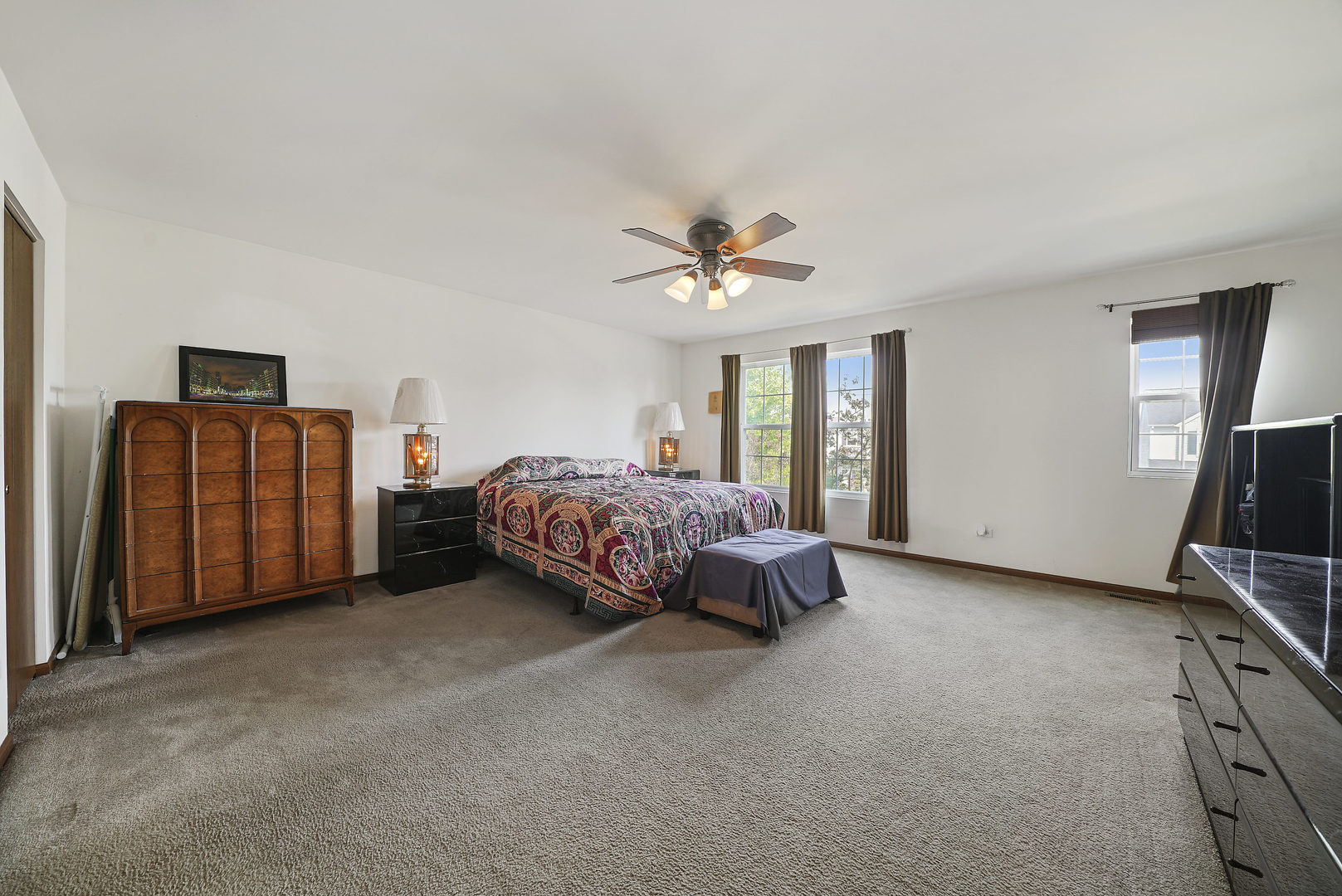 1815 Blue Ridge Drive Plainfield, IL 60586 - Photo 12 of 32