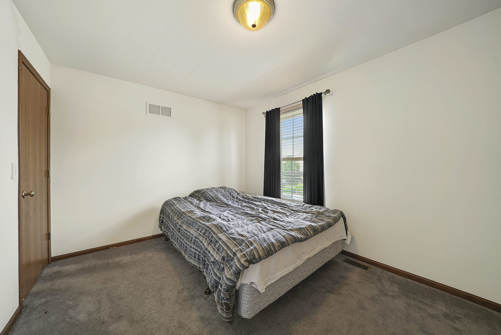 1815 Blue Ridge Drive Plainfield, IL 60586 - Photo 20 of 32