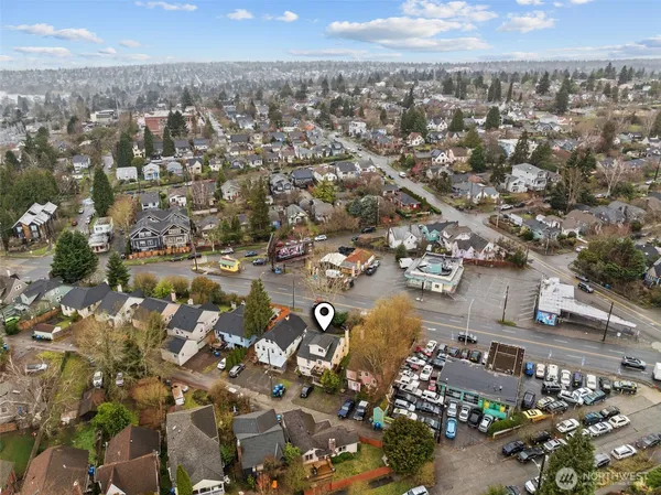 $900,000 | 7842 Lake City Way Northeast, Seattle, WA 98115