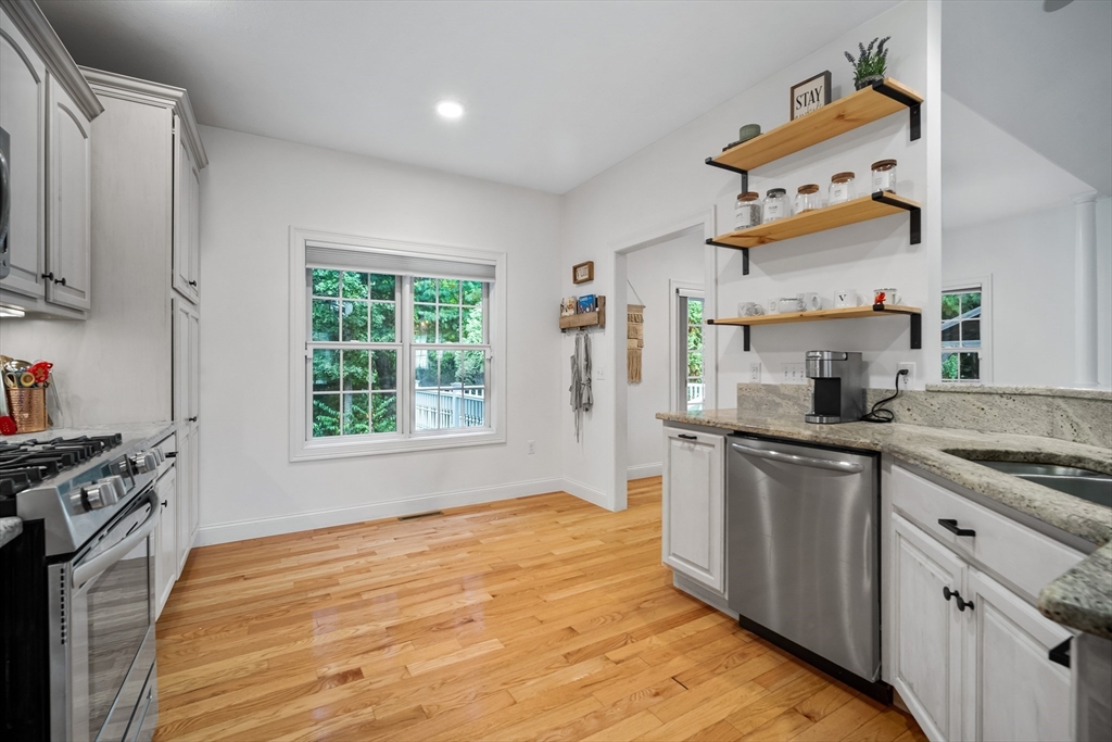9 Ramona's Way East Longmeadow, MA 01028 - Photo 12 of 42 Gallery Image 12